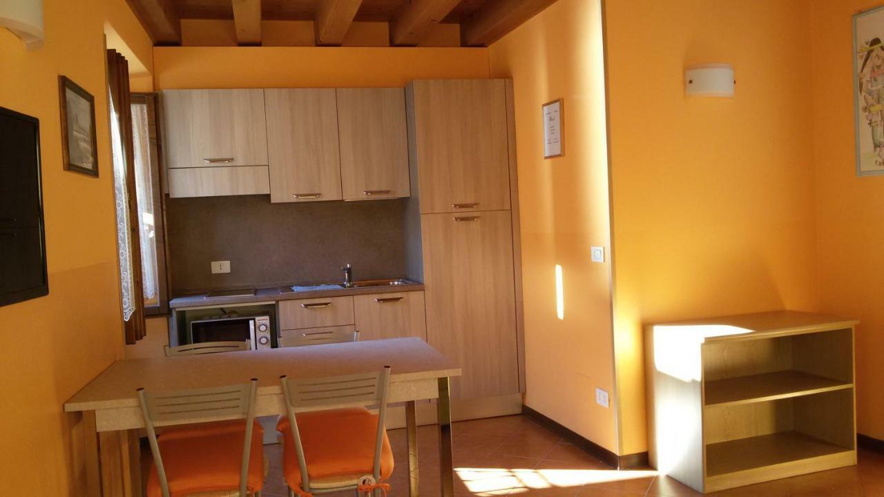 Ariel Appartamenti Limone sul Garda Exterior foto